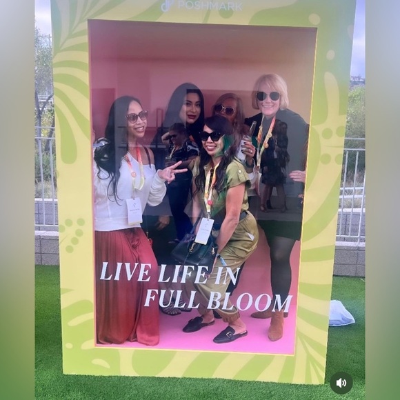 LIKE THIS LISTING TO BE NOTIFIED WHEN I GO LIVE Previous flyer was deleted - Picture 11 of 16